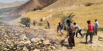 آتش سوزی در مراتع روستای خون مهار شد + عکس